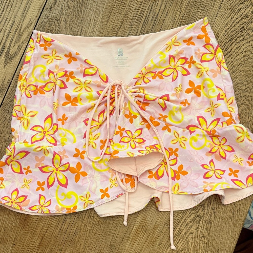 Vibrant Floral Top/Skirt with Ruffle Hem